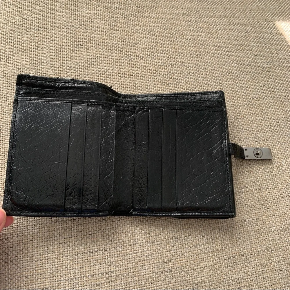 Gucci Ostrich Leather Black Wallet Compact Bifold Coin Pocket Italy Designer - Picture 6 of 12